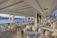 Petinos Beach Hotel Hotels in Platis Gialos