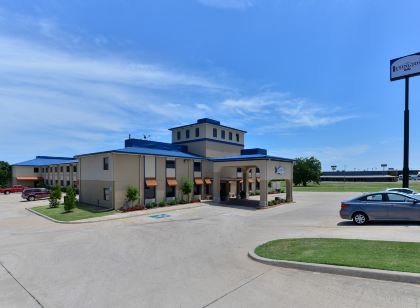 Baymont by Wyndham Ardmore I-35