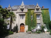 Hôtel de La Barbacane Hotels in Clisson