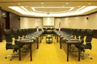 Parsian Azadi Hotel Hotels in Teheran