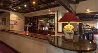 Europa Gatwick Hotel & Spa - bar