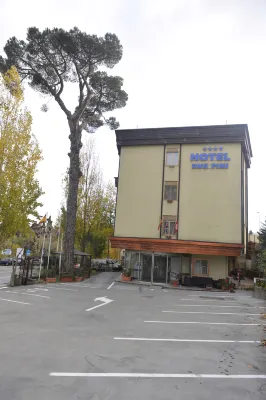 Hotel Due Pini Hotels in Rapolla