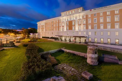 Hotel NH Collection Roma Palazzo Cinquecento Các khách sạn gần Basilica dei SS. Ambrogio e Carlo
