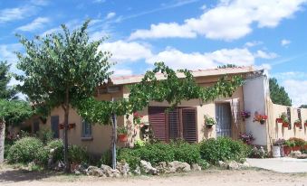 Albergue Turistico Torre de Sabre