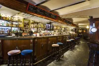Elite Plaza Hotel - bar