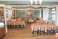 Alpes and Rhone Hotels near LANNA Thai Massage