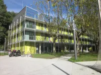 Uba Hostel - 2-Star