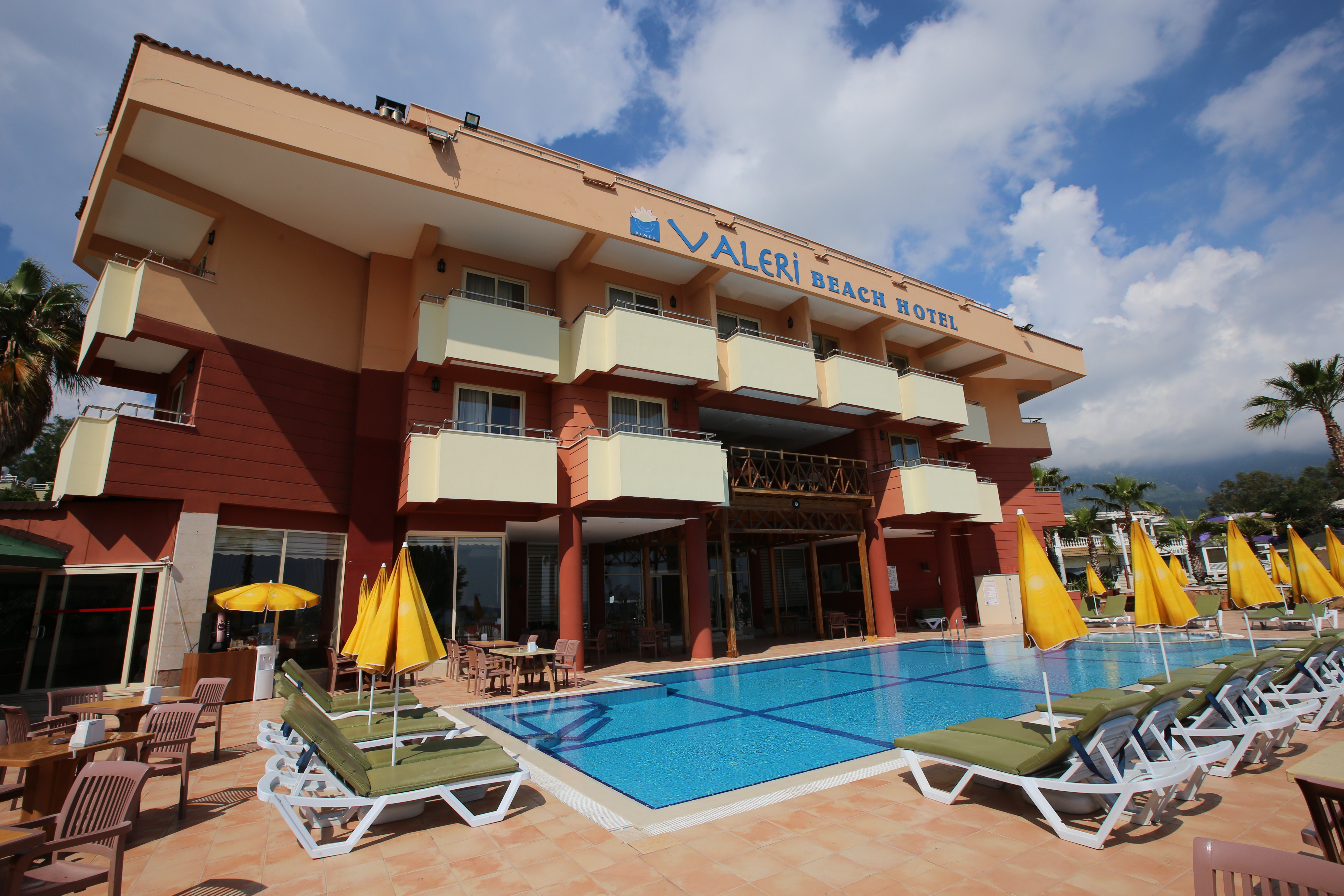 Valeri Beach Hotel