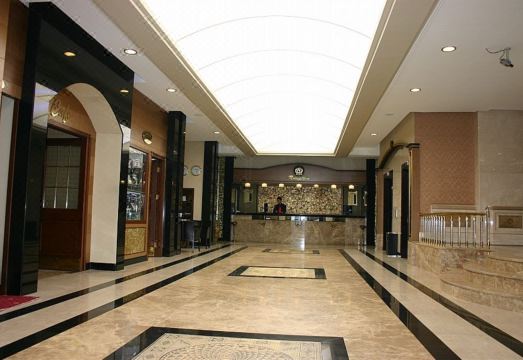 4. 시바스 부유크 ..