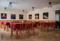 Jagelló Business Hotel - Desayuno