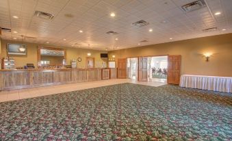 Deer Valley Lodge & Golf