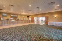 Deer Valley Lodge & Golf Hotels in Mount Horeb