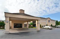 Best Western Plus Galleria Inn  Suites Hotels in East Aurora