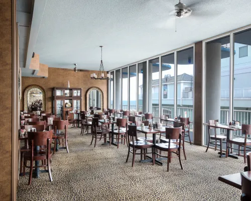 DoubleTree by Hilton Ocean City Oceanfront Dining Photos