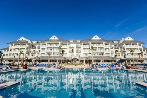 Harborside at Charleston Harbor Resort and Marina