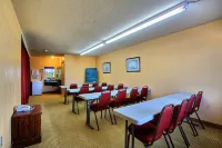 Days Inn by Wyndham Whitmore Lake Hotel a Brighton