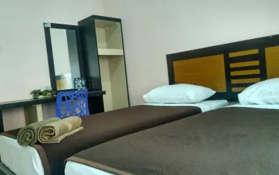 Wisma Hayati Hotel dekat Mushalla Nur Musafir