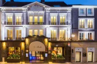 Best Western Premier Hotel de la Poste  Spa Hotel dekat Prefecture of Aube
