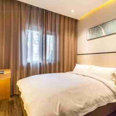 Jinshan International Hotel Rooms