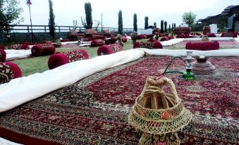Taj Dal View Srinagar