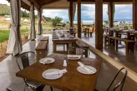 Conestoga Ranch Glamping Resort Hotels in Garden City