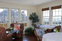 Harborside Inn - Desayuno