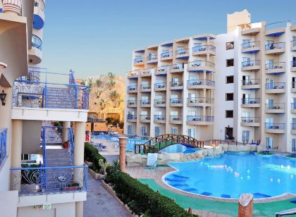 Sphinx Aqua Park Beach Resort