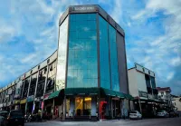 Luscious Hotel Hotel a Simpang Ampat