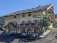 Hotel Chalet Olympia Hotels in Monguelfo
