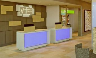 Holiday Inn Express & Suites Dearborn SW - Detroit Area