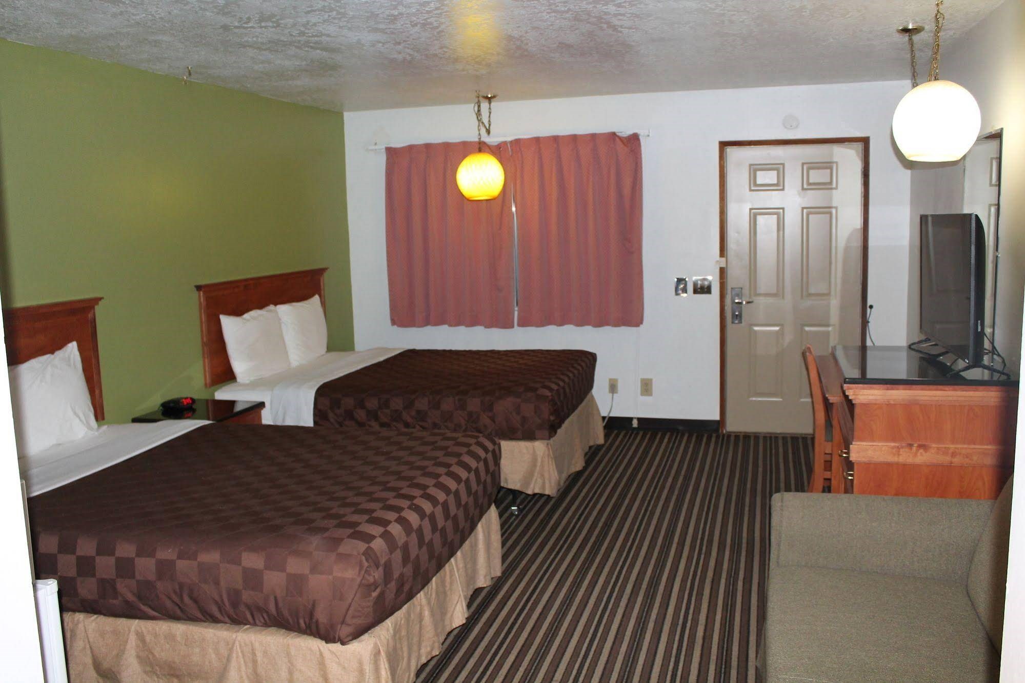 Americas Best Value Inn Boardman