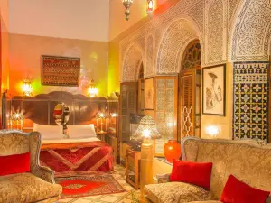 卡巴萊歌舞表演摩洛哥傳統庭院旅館