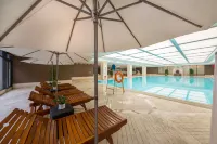 Jiyang Lake Hotel - Luxury