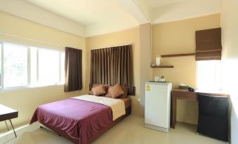 Eco Khaolak Accommodation Hotel