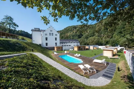 Hotel Pałac Jugowice Отели в г. Валбжих