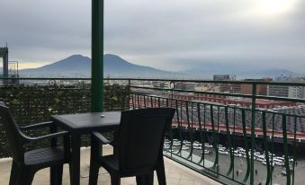 Top Floor Rentrooms Napoli