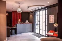 Hotel Sixteen Paris Montrouge
