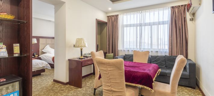 Fuxin Zhanqian Hotel Hotele w: Fuxin