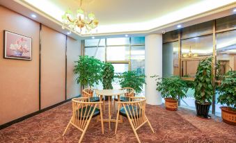 Dongjiang Hotel