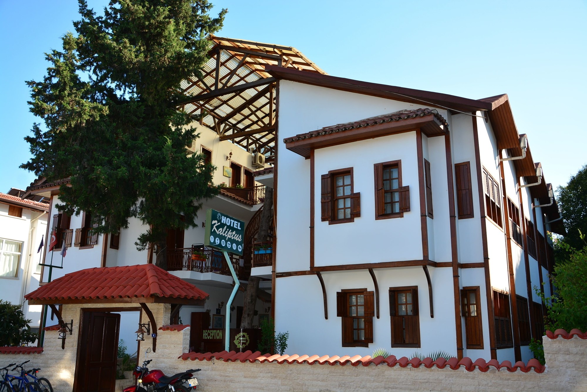 Kaliptus Hotel