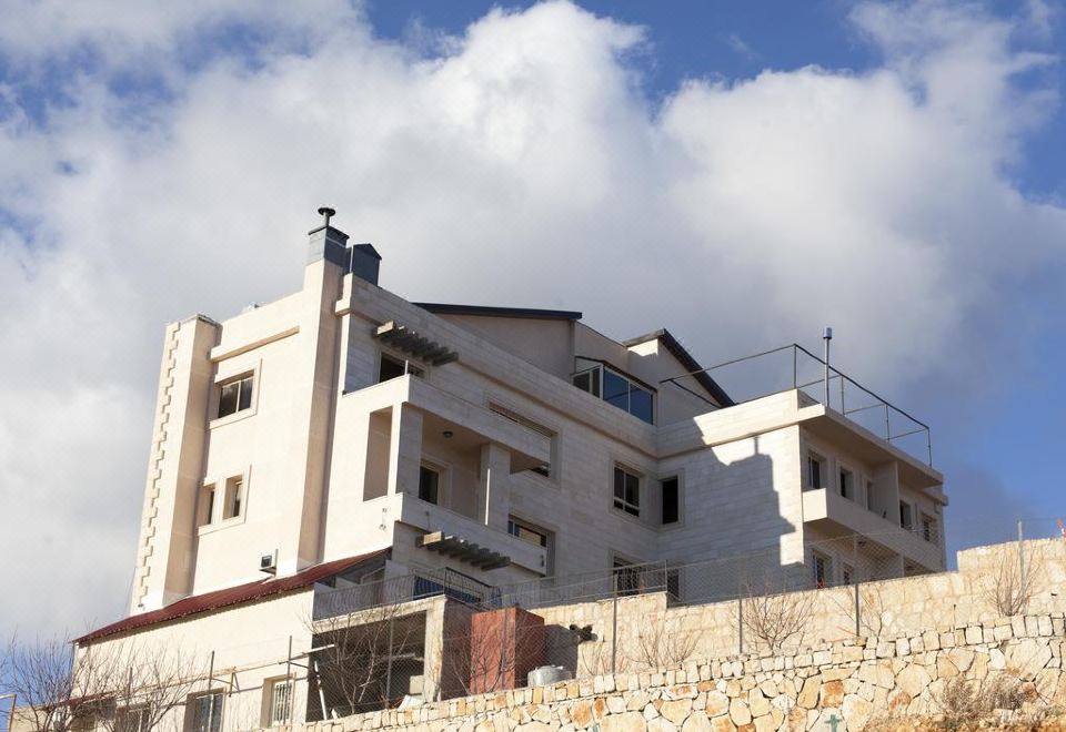 Beit El Kroum Boutique Hotel - Housity