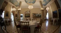 Colibri Hotels in Khenchara
