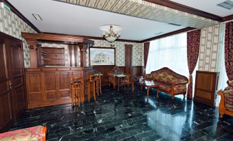 W Regal Boutique Hotel&Spa
