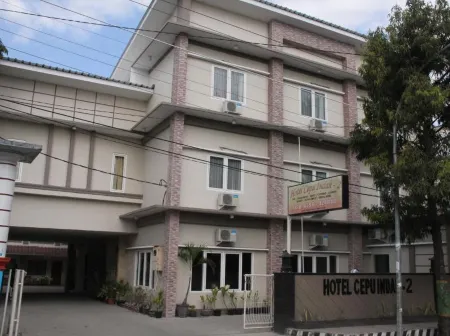 Hotel Cepu Indah 2 Отели в г. Чепу