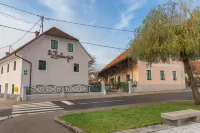 Pri Žabarju Bed & Breakfast Ljubljana Hotels in Municipality of Vrhnika