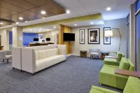 โรงแรม Holiday Inn Express & Suites Parkersburg East บาย IHG - 3 ดาว