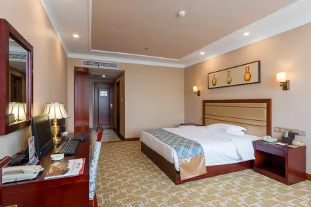 Ruijin Hotel Отели рядом с достопримечательностью «PRC Cradle Tourism Area»