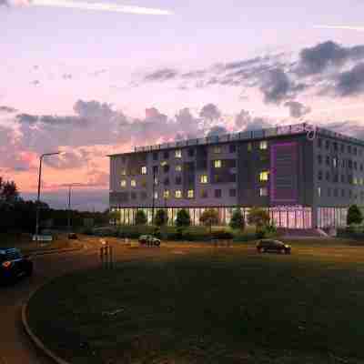 Moxy Edinburgh Airport Hotel Exterior