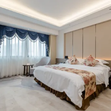 New World Hotel