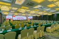 Binhe Grand Hotel (Tianshui High-Speed Railway South Station)
